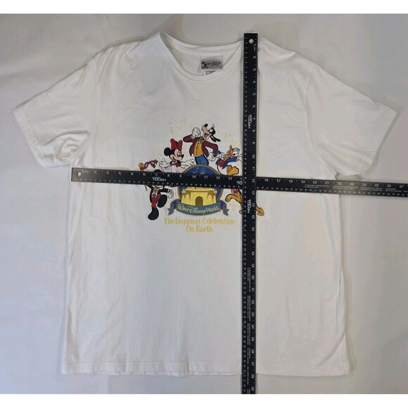 Walt Disney World T-Shirt XXL The Happiest Celebration On Earth Embroidered EUC - Picture 6 of 6